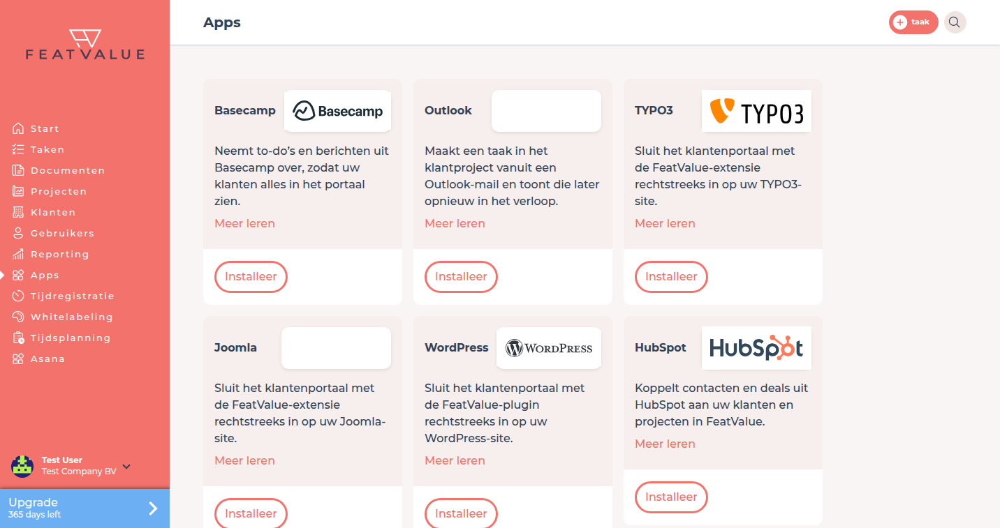 App-catalogus met de kaarten Toggl Track, Asana en ClickUp en de acties Instellingen, reeds geïnstalleerd en Installeer