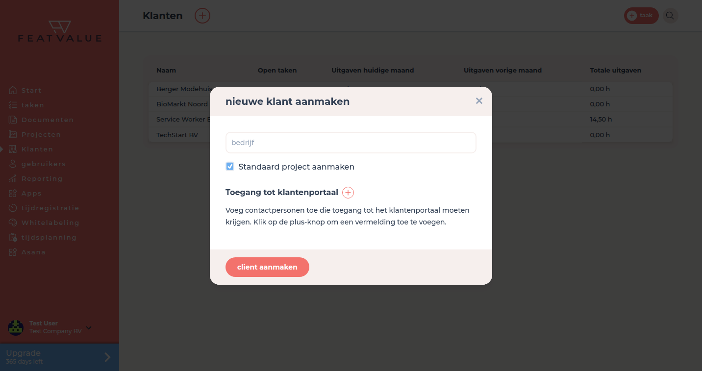 Dialoog nieuwe klant aanmaken met bedrijfsnaam, standaardproject en Toegang tot klantenportaal