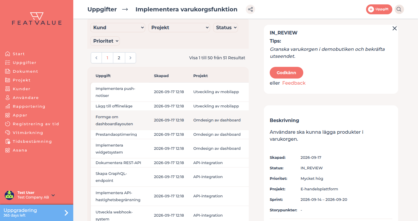 Uppgiftsdetaljer med status Under granskning, knapparna Godkänn och Feedback samt granskningsbeskrivningen